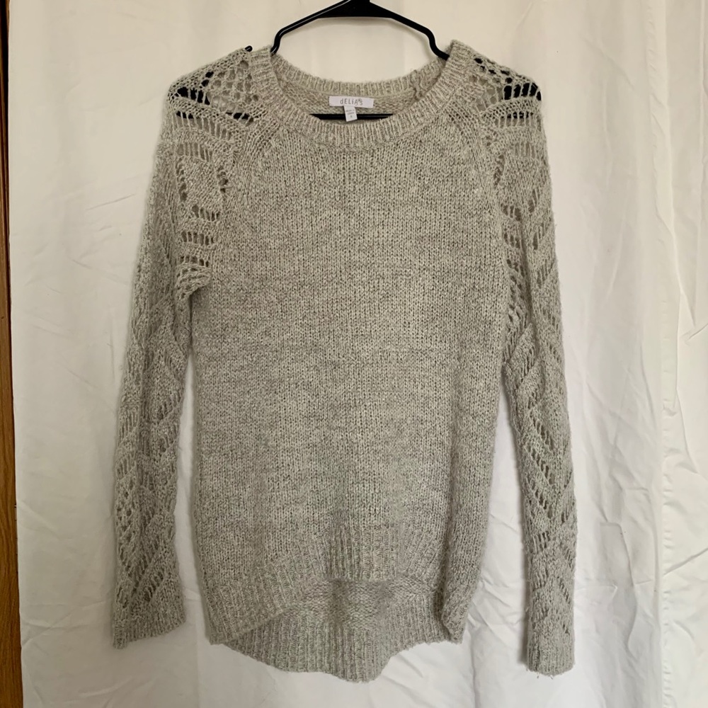 Gray delia’s sweater with open knit sleeves